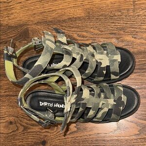 Brand New: Dirty Laundry Camouflage Multi-Strap Sandals